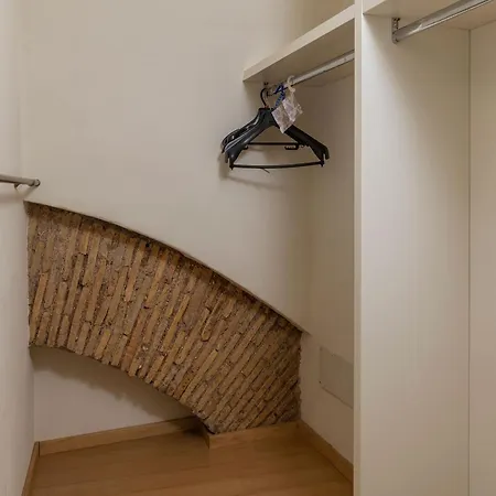 Guesthost - Palazzo Costaguti In The Heart Of Rom