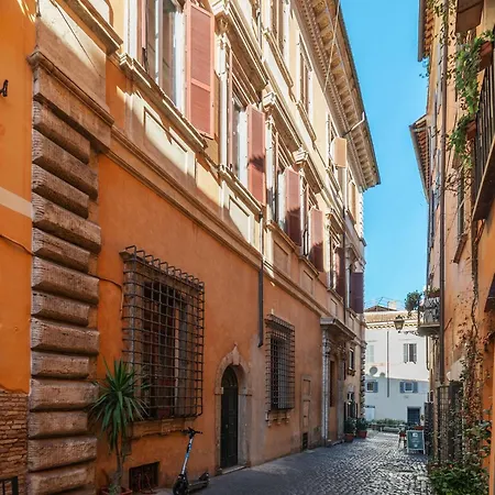 Guesthost - Palazzo Costaguti In The Heart Of